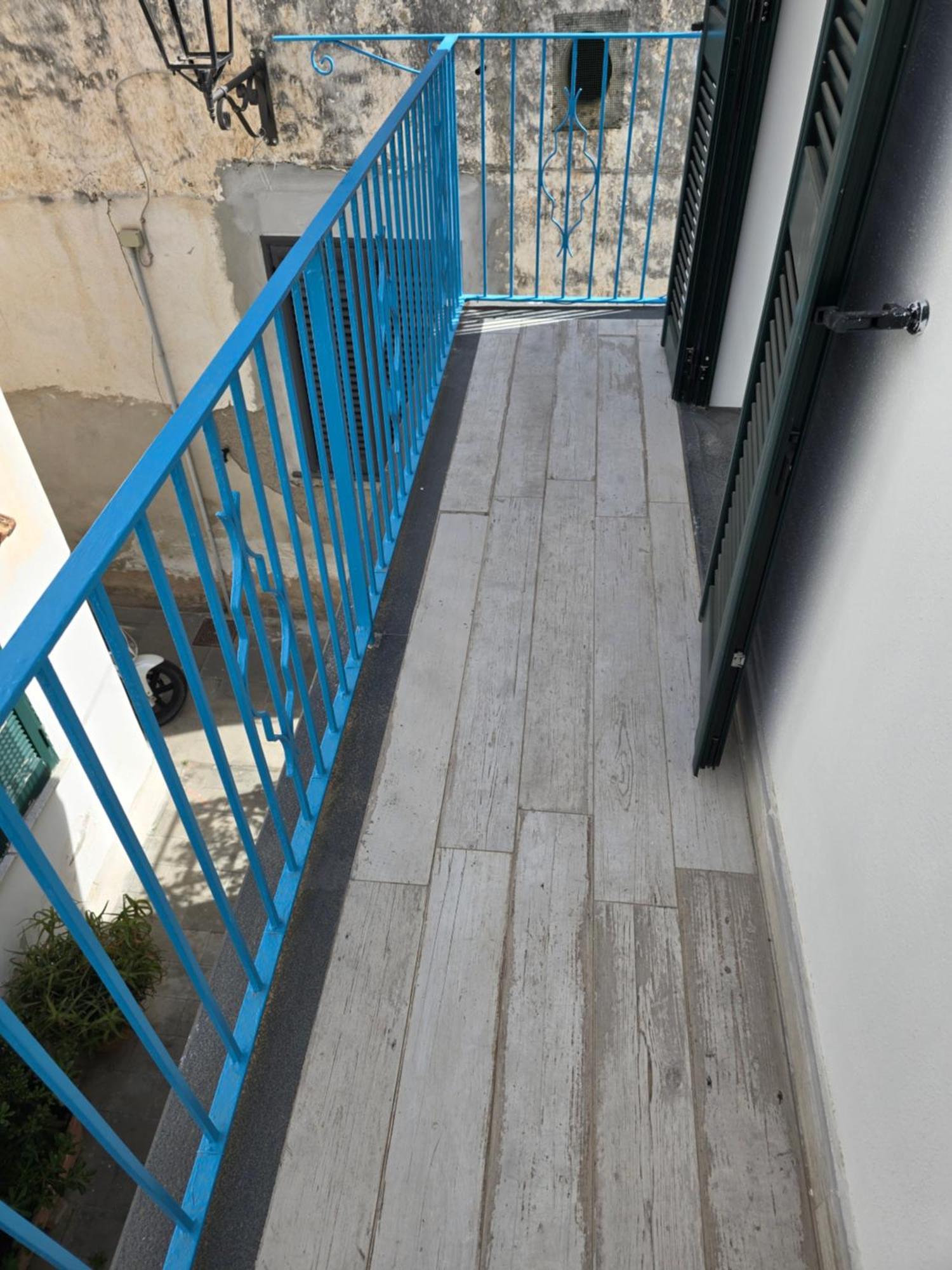 La Casa Di Giuliana Primo Piano Con Balcone Βίλα Ίσκια Εξωτερικό φωτογραφία